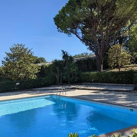 Avec Piscine * Antibes