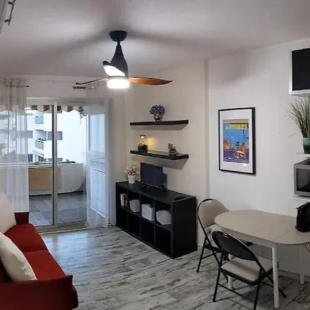 Апартаменты Avec Piscine Антиб
